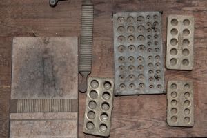 Muzei184_Машина за пилюли и преси за капсули от първата половина на 20-ти век